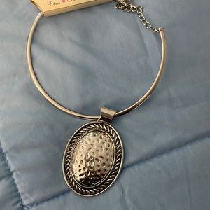 Ladies necklace, choker style